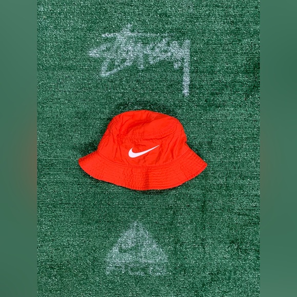 Nike x Stussy Bucket Hat Habanero Red Adult Unisex Size S/M - Picture 2 of 6